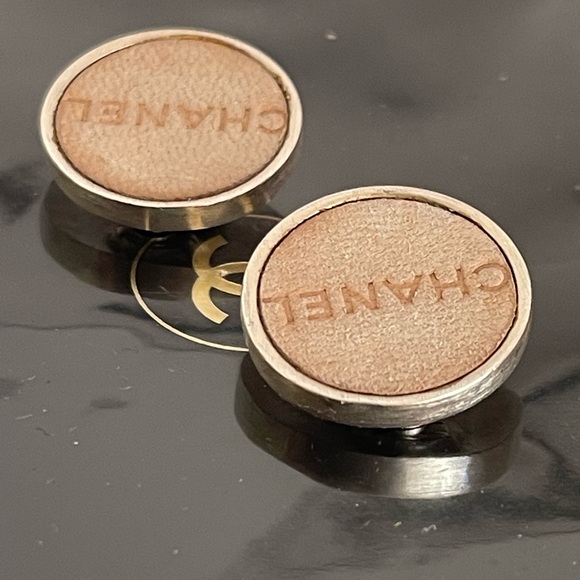 Chanel Earrings - Picture 6 of 6